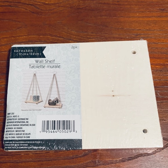 NWT Hanging Wall Shelves - Picture 2 of 6